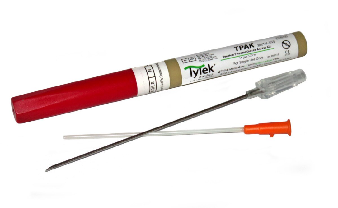 14 ga Chest Decompression Needle (with hard case)
